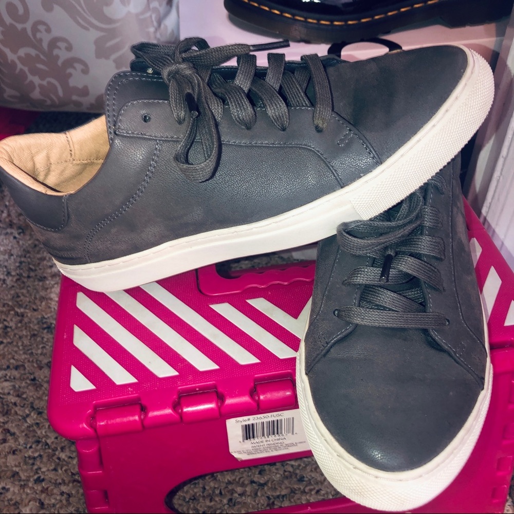 Grey Sketchers Air-Cooled Memory Foam